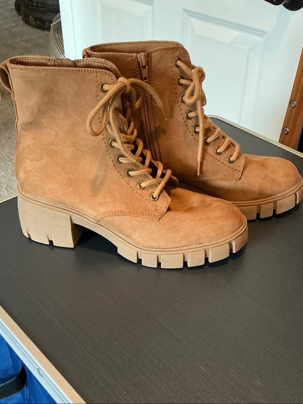 NWOT. Women's Tan Suede Lace-Up Chunky Boot